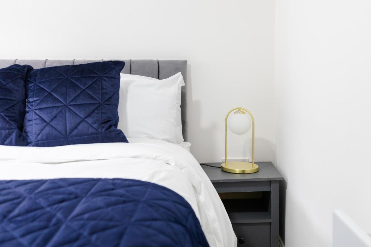Chic Urban 2 Bedroom Apartments Cardiff Eksteriør billede